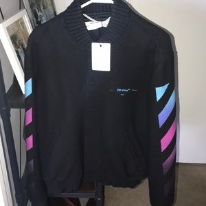 Off-white Street wear